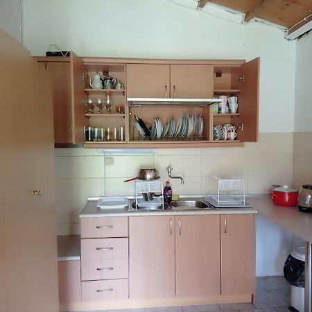 Asprovalta Rooms Kariotes Экстерьер фото